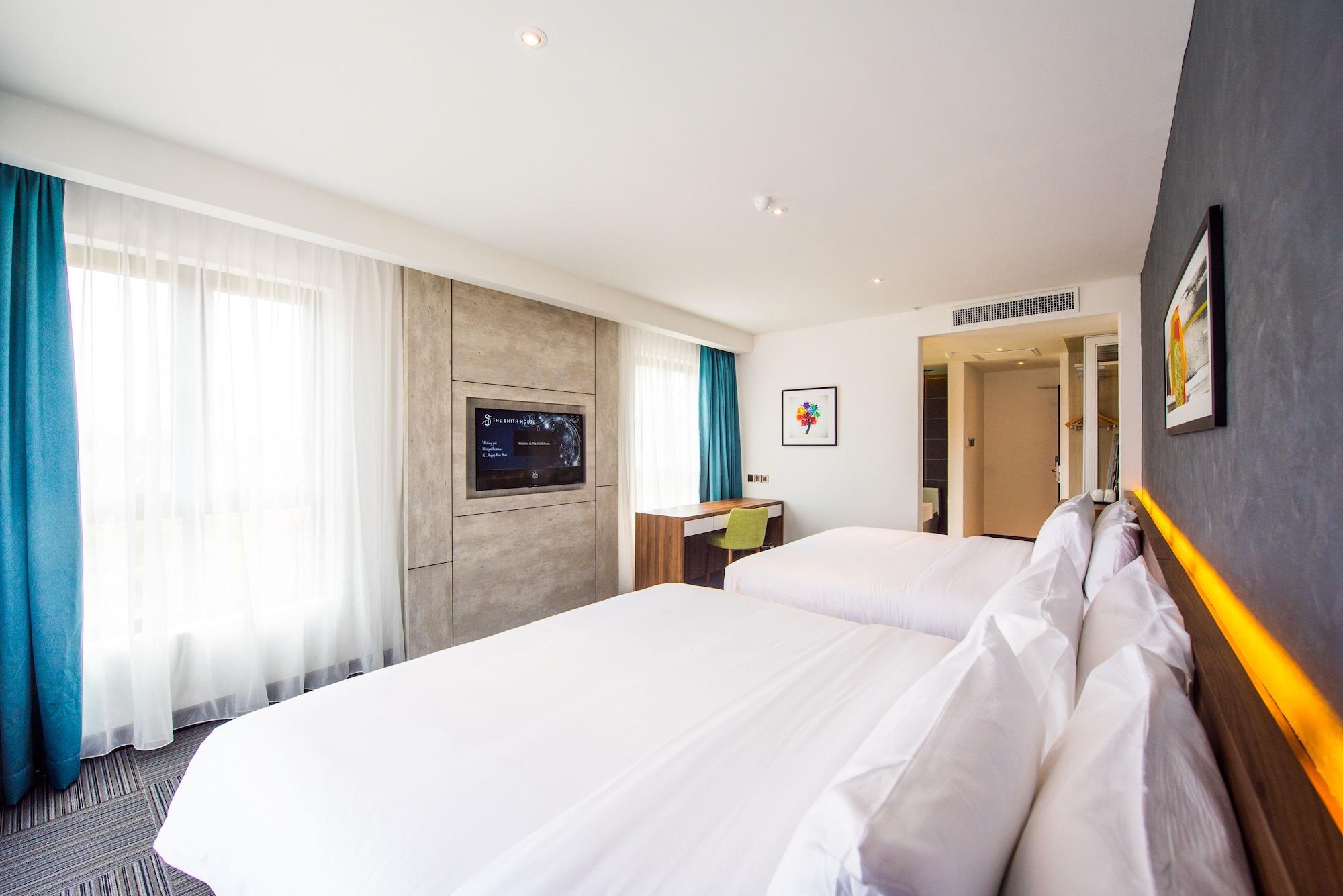The Smith House Hotel Пантай Ченанг Екстериор снимка