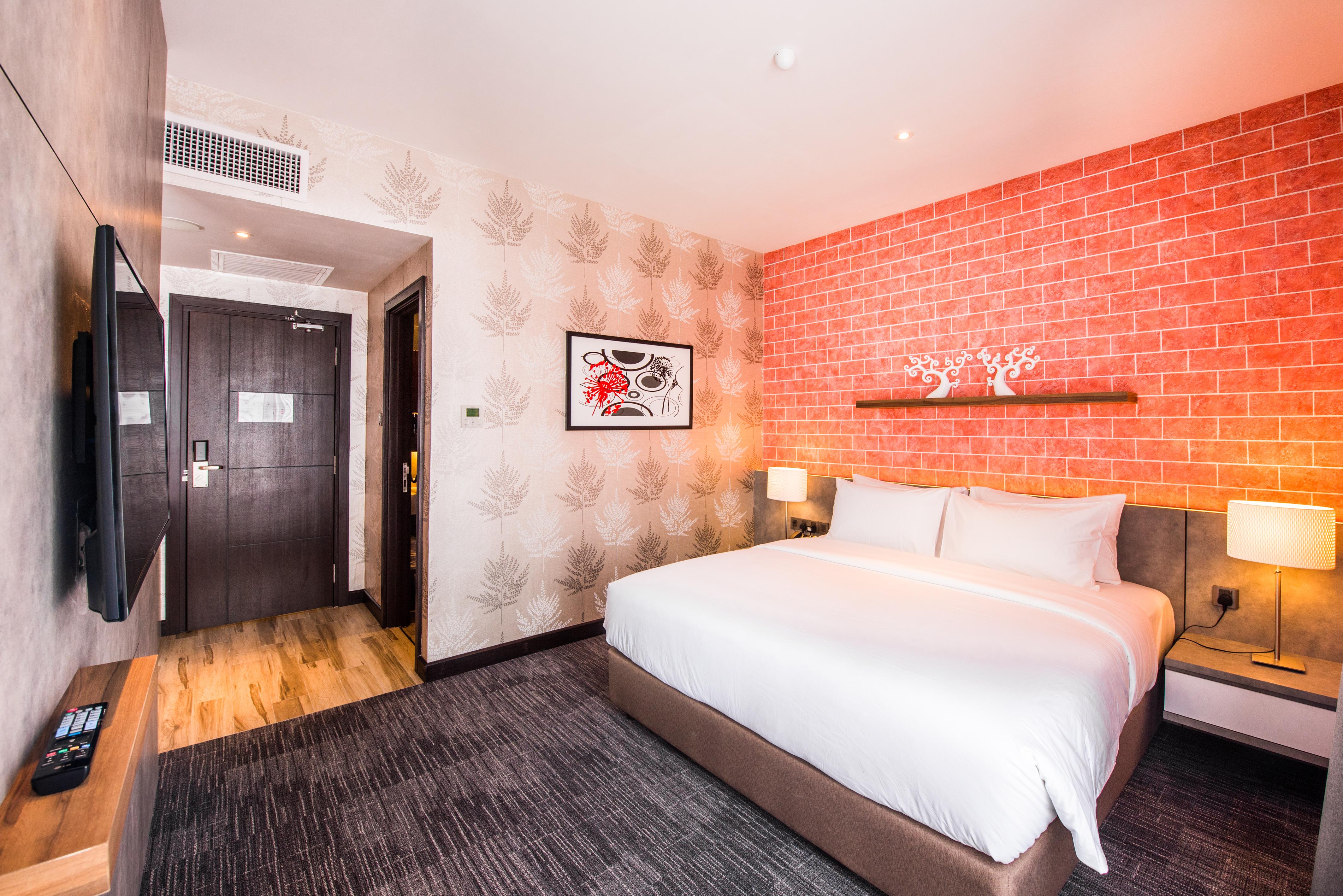 The Smith House Hotel Пантай Ченанг Екстериор снимка